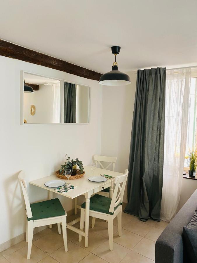 Joli Appartement Intra-Muros Avignone Esterno foto